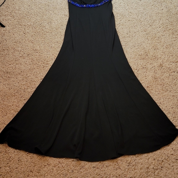 Blumarine Black V Neck Sleeveless Crystals Long Dress size I 48 - Picture 3 of 14